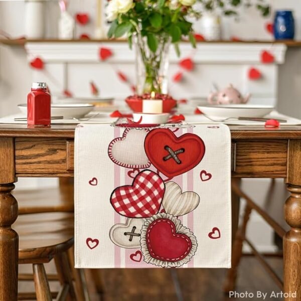 Artoid Mode Heart-Shaped Buttons Table Runner 13x72 Inch