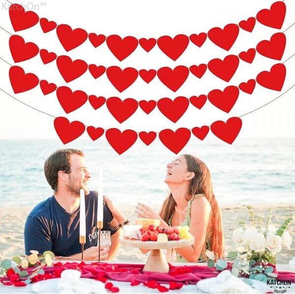 KatchOn, Red Felt Heart Garland  - Pack of 40
