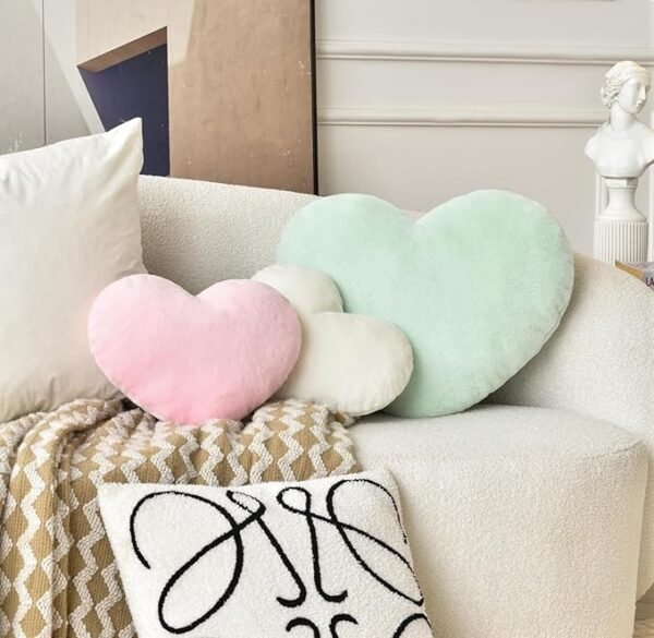 Throw Pillows Heart Pillow Cute Fuzzy Pillows for Bed