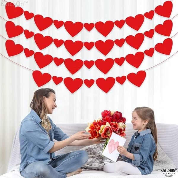 KatchOn, Red Felt Heart Garland  - Pack of 40