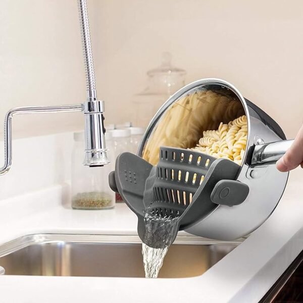 Kitchen Gizmo Snap N' Strain - Silicone Pasta Strainer Clip-On for Pots and Pans - Heat Resistant Colander