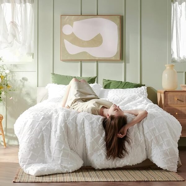 Bedsure Queen Comforter Set - White Comforter